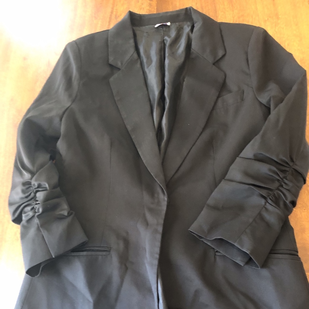 Fred Segal black blazer